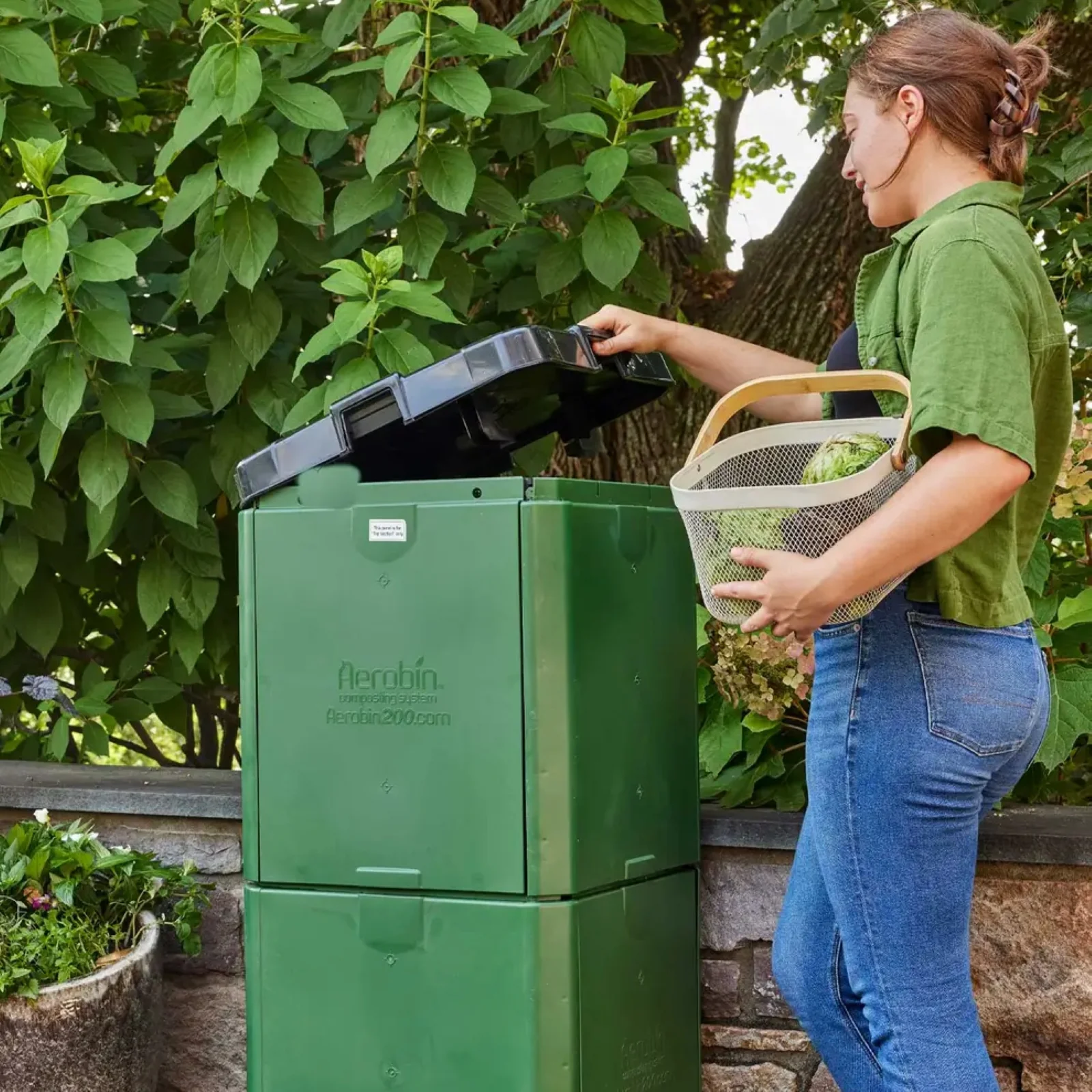 Aerobin Outdoor Compost Bin (200L) - Image 4