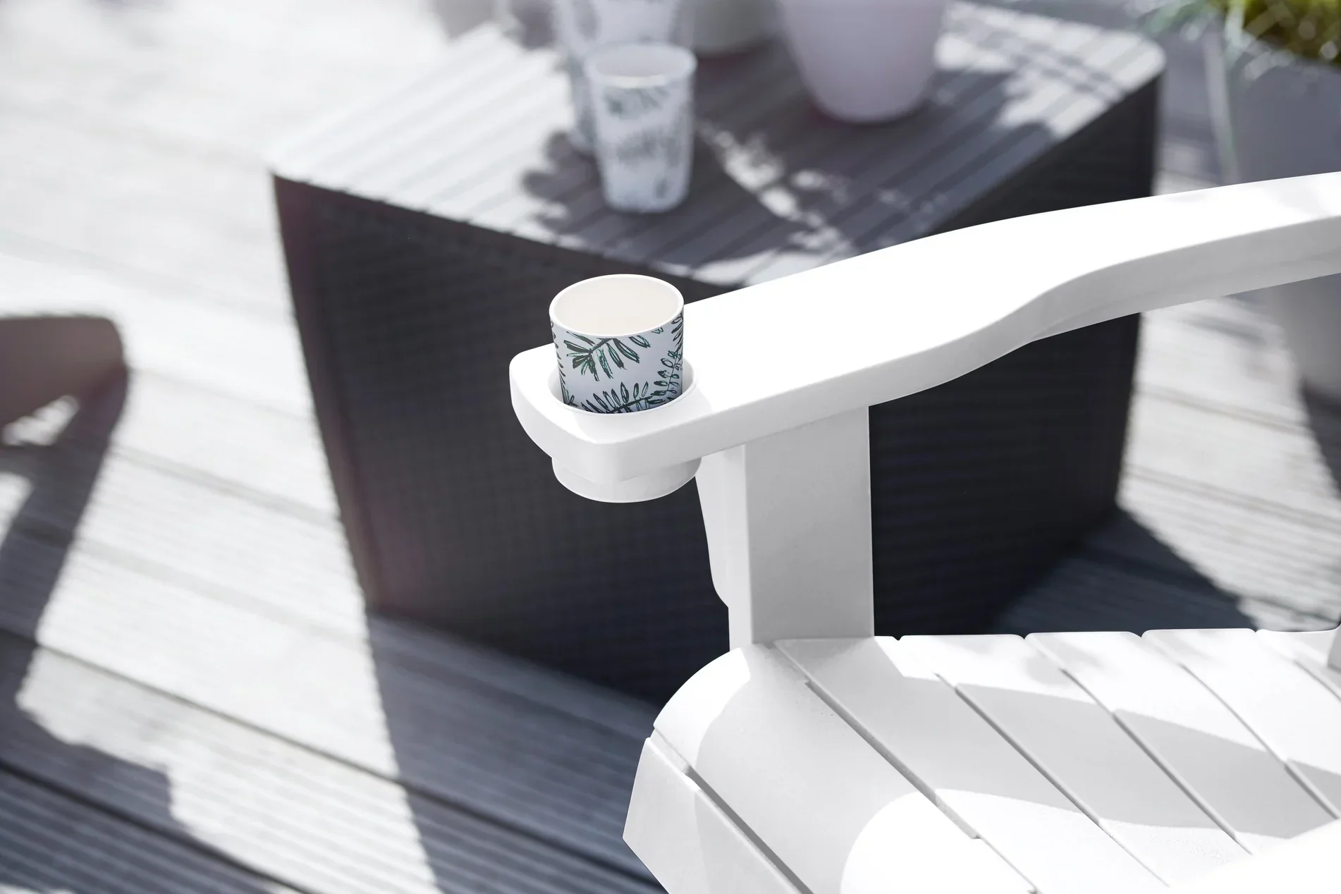 PRE ORDER: APR. - Keter Alpine Adirondack Set with Deluxe Table - White - Image 9