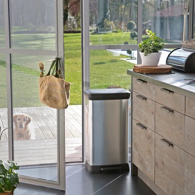 Curver Rectangular Pedal Bin – 50L – Steel Look - Image 7