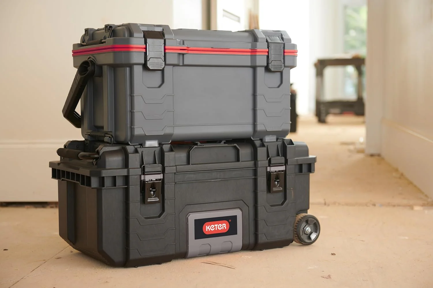 Keter 28 inch Gear Job Tool Box - Image 5