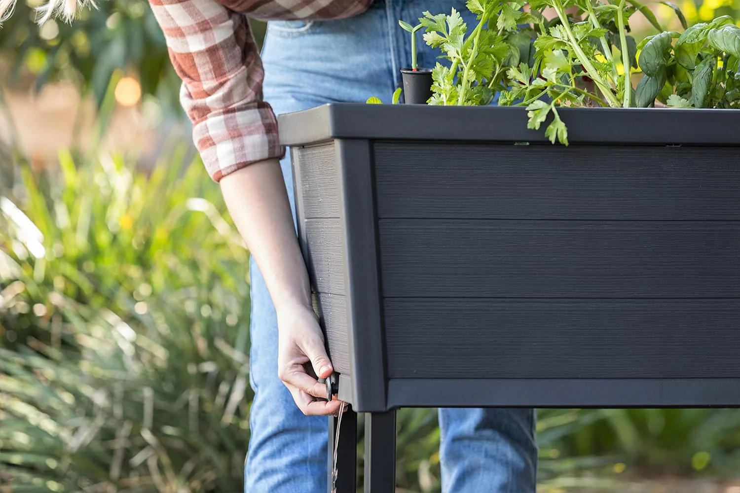 Keter Alfresco Garden Bed - Black - 2 Pack - Image 10
