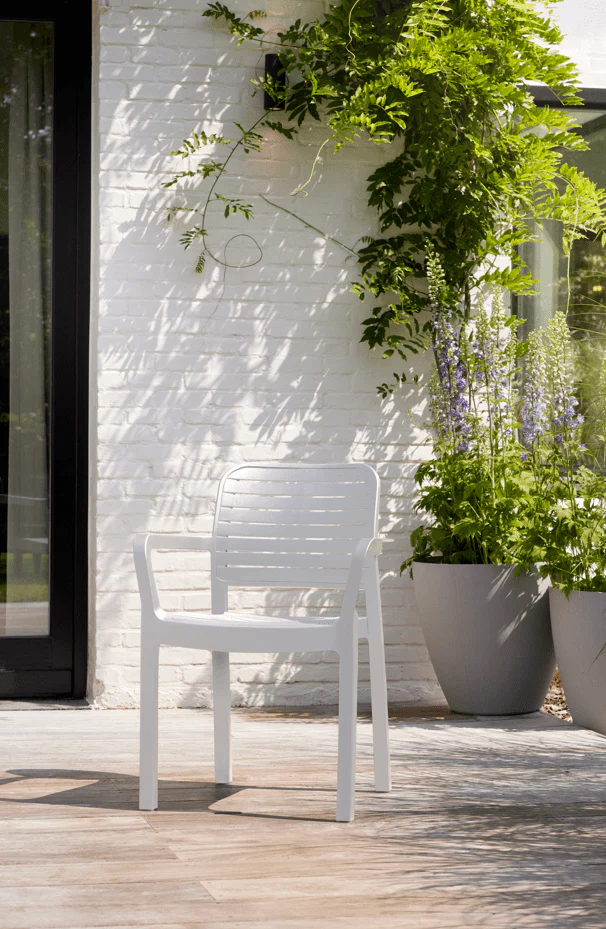 Keter Chloe Dining Chair - White - 6 PACK - Image 4