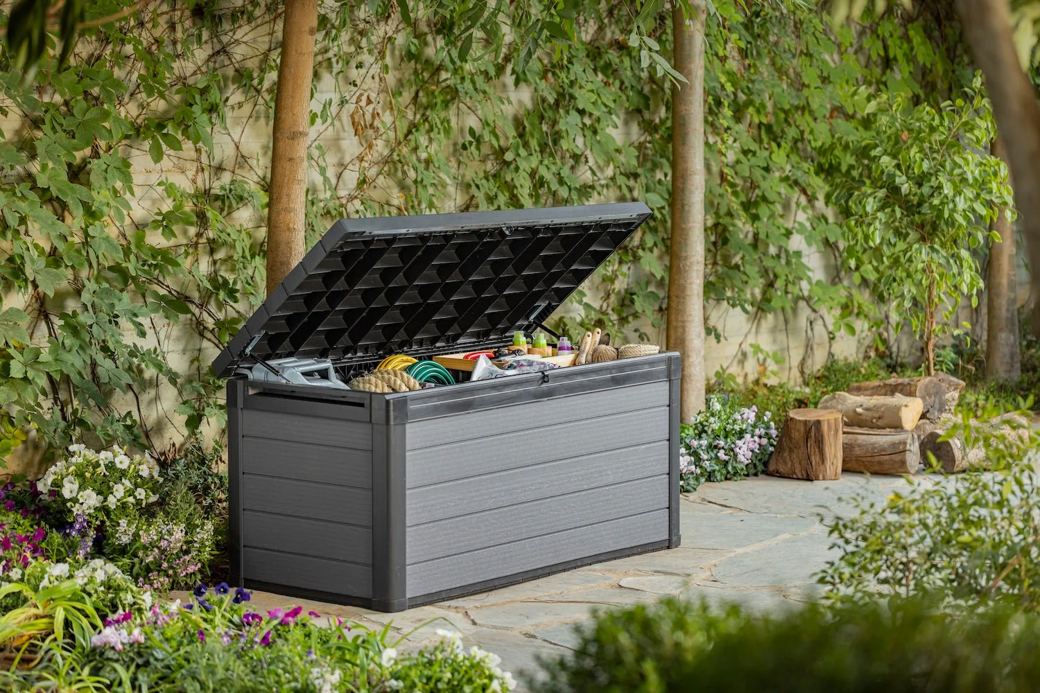 Keter Cortina 570L Storage Box - Grey - Image 10