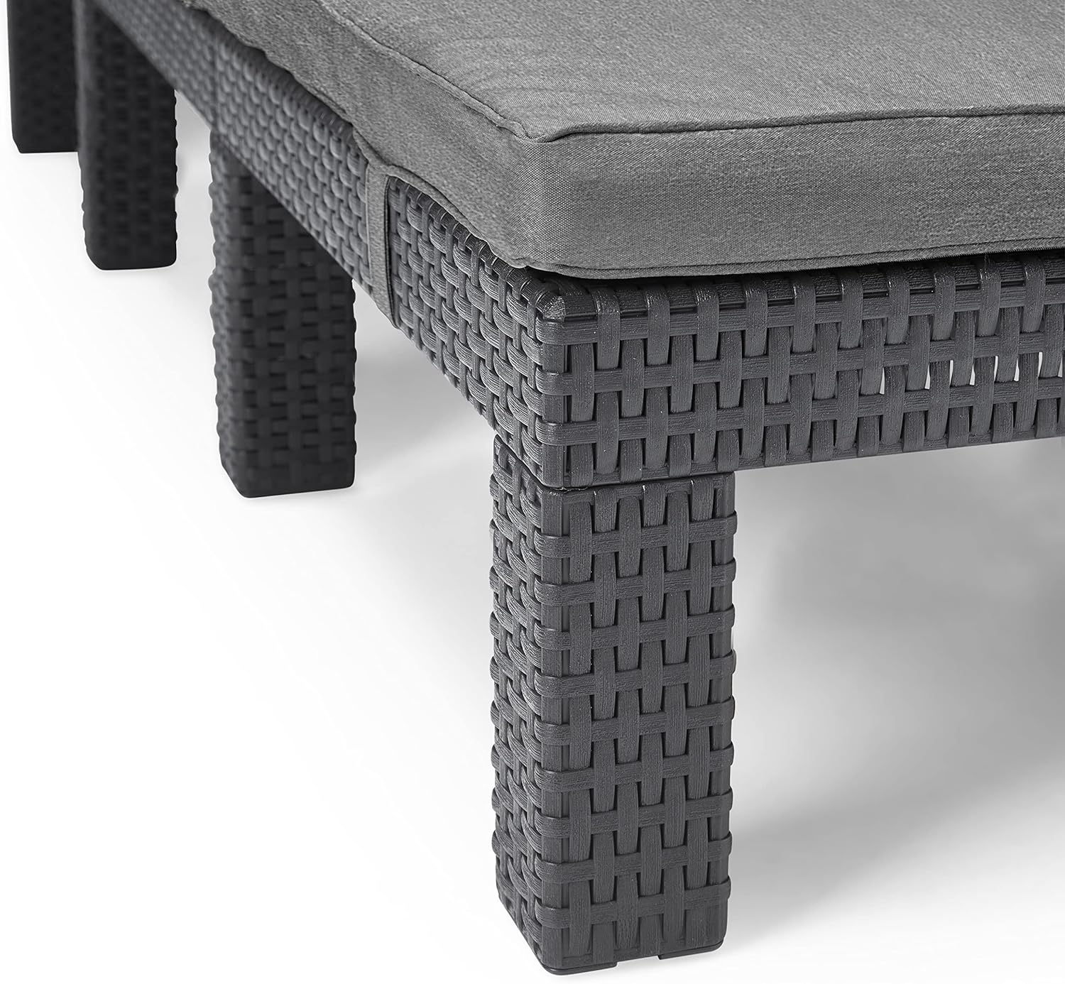 Keter Daytona Outdoor Sun Lounger - Image 8