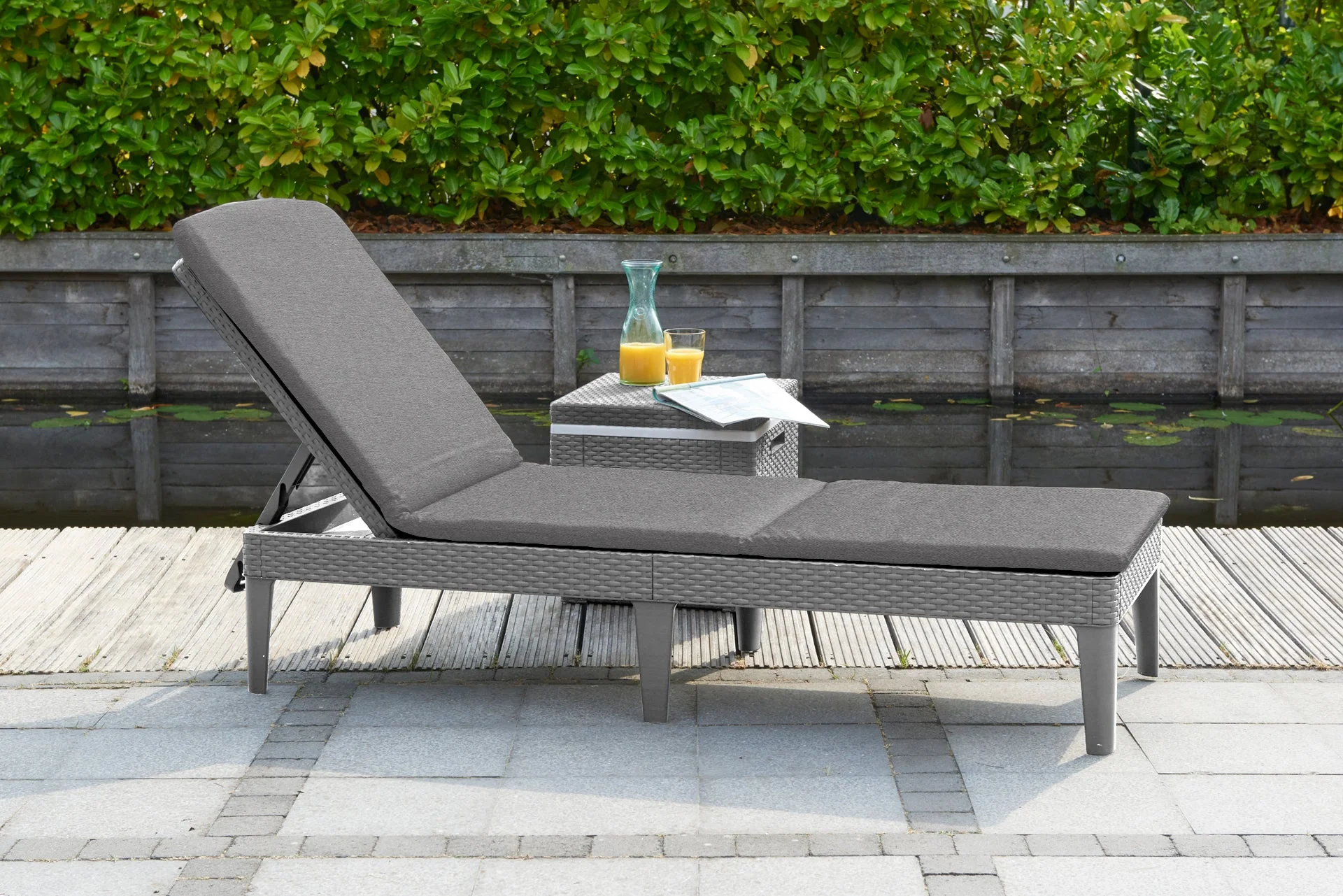 Keter Jaipur Outdoor Sun Lounger with Cushion - 2 Pack - Image 13