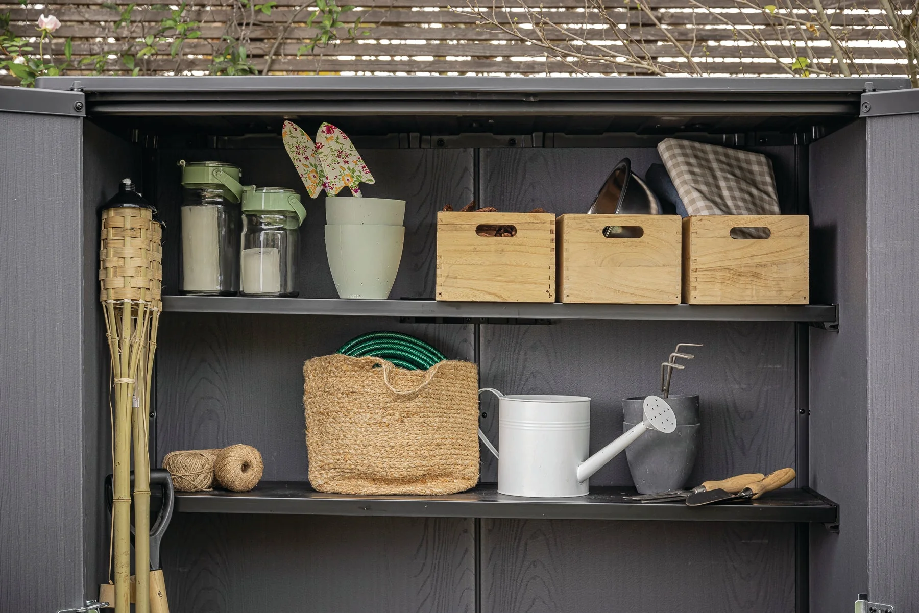 Keter Signature Vertical Shed - Stormgrey Look - Image 13