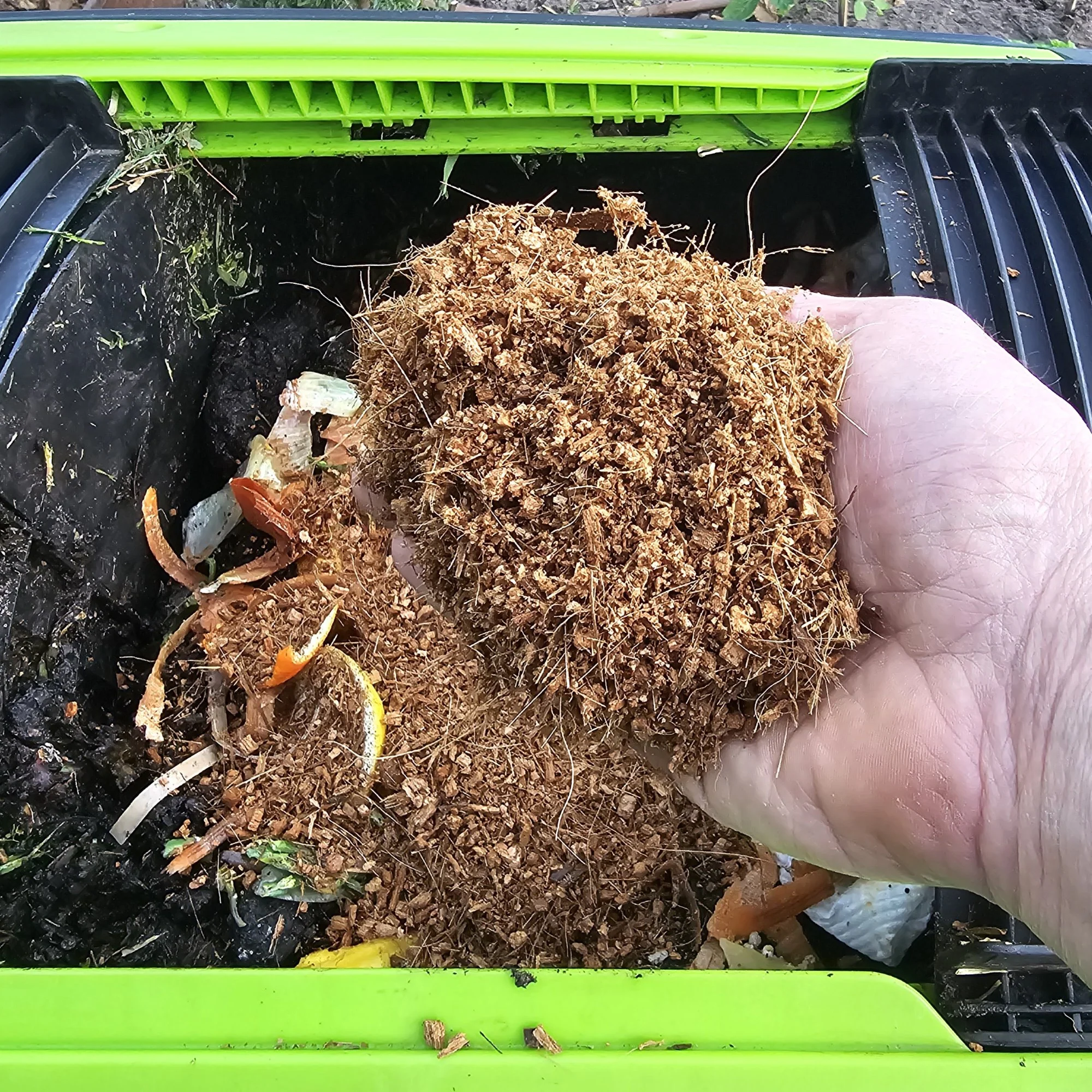 Microbe Infused Compost Additive Refill - Image 3