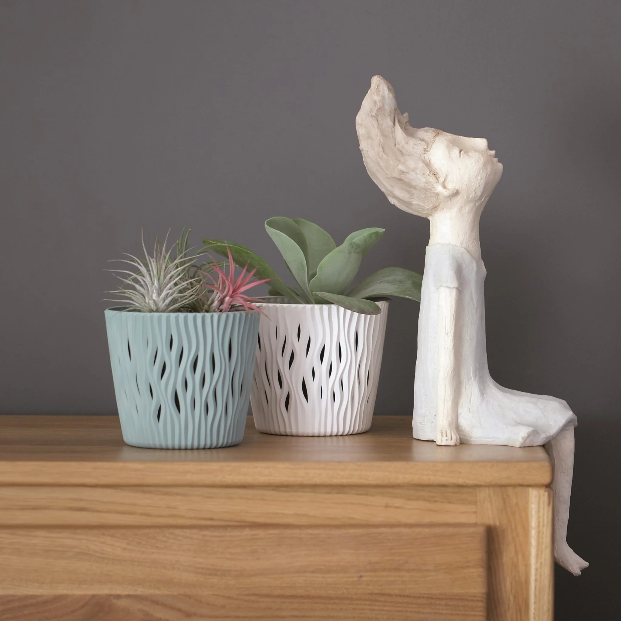 Sandy Round Planter 130 - Image 6