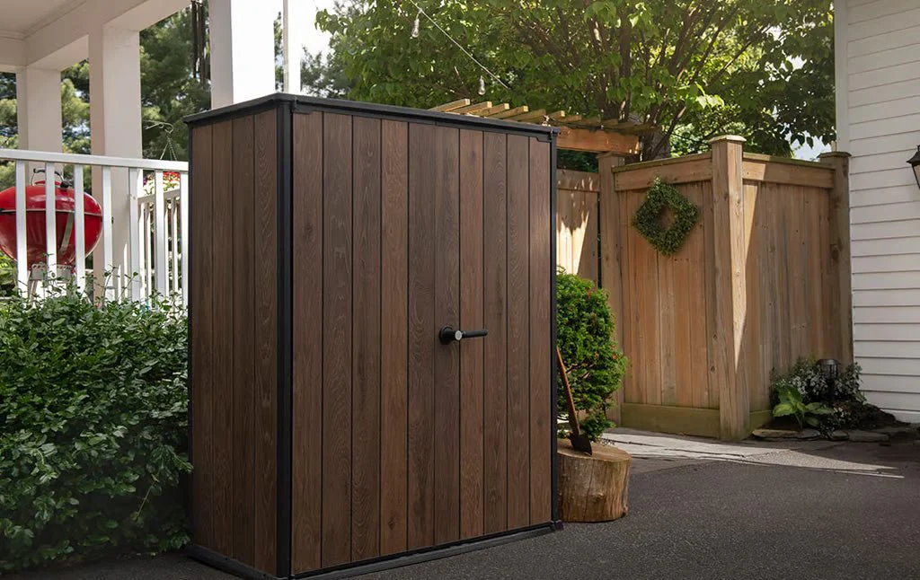 Keter Signature Vertical Shed - Walnut Look - Image 8