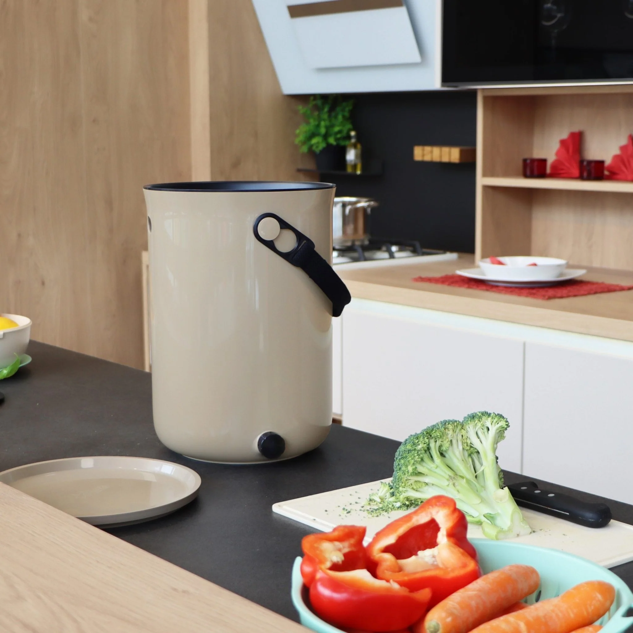 Skaza 9.6L Bokashi Organko 2 Composter - Cappuccino - Image 5